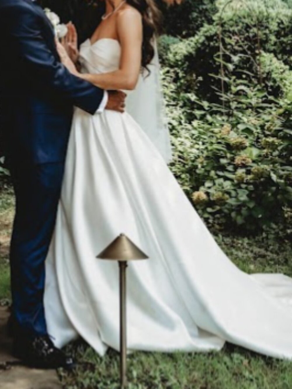 Jenny Yoo Eve Wedding Dress - Picture 4 of 9